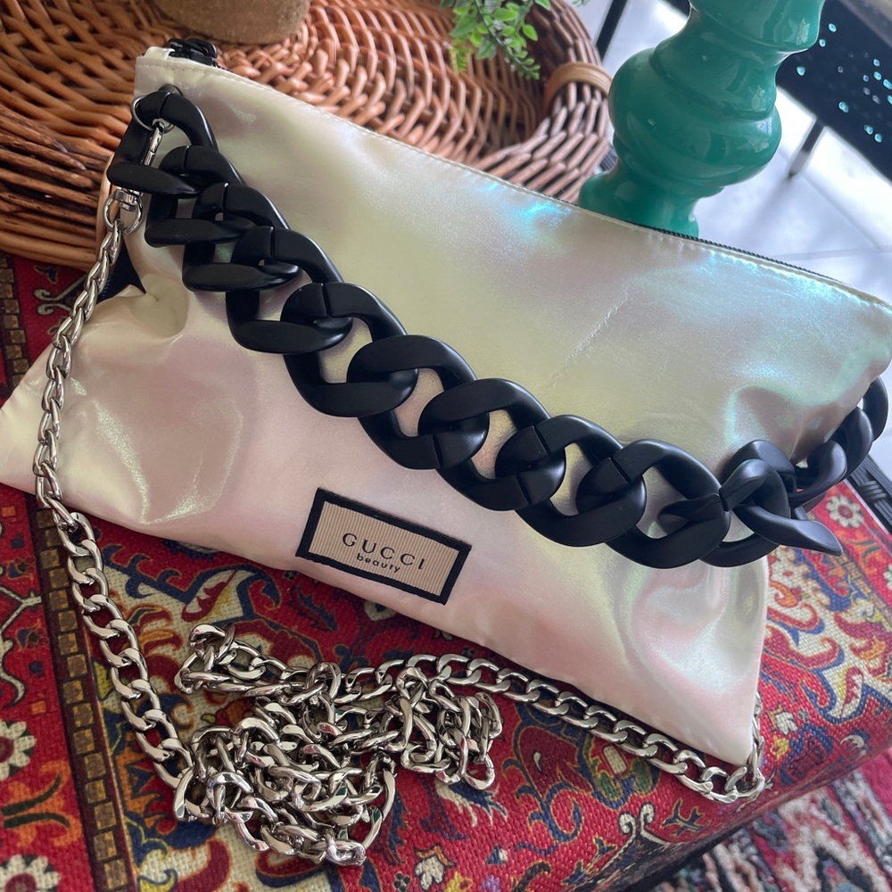 Gucci - Picture 3 of 12